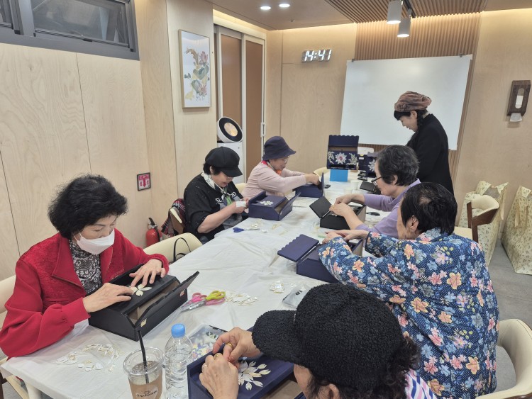 d7a05261f66b25f7bed3abc870cd1c29_1761222