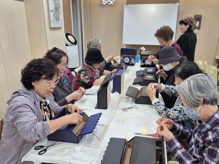 d7a05261f66b25f7bed3abc870cd1c29_1761222